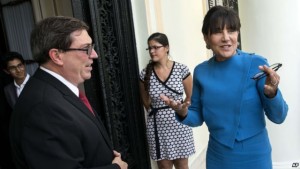 U.S. Commerce Secretary Penny Pritzker, right, talks with Cuba's Foreign Minister Bruno Rodriguez before a meeting in Havana, Cuba, Oct. 7, 2015.