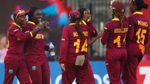 West Indies Women will meet rivals Australia in the finals of the World Twenty20 after they stormed past New Zealand in the semi-finals.
