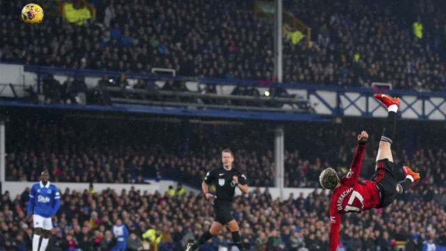 Cristiano Ronaldo bags 500th league goal for Al Nassr as fans say he's  still got it - Daily Star